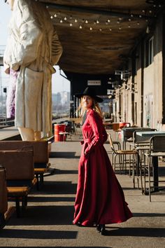 "New York Dress - Classic Linen Dress - Boho Linen Dress - Long Sleeve Dress - Women Linen Dress - Formal Women Dress - Winter Dress Women -----------We do make custom made clothes. Just let us know your measurements ------------------- * Name: New York dress * Handmade * Colour: red * 100 % washed & softened Lithuanian linen * 205 g/m2 * Inner pockets * Perfect for maternity * Length of the dress - 149 cm (top - 42 cm, skirt - 107 cm) * Length of the sleeves - 59 cm The model is 178 cm heig Casual A-line Maxi Dress For Fall, Fitted Silk Dress For Fall, Fall A-line Maxi Dress, Winter Dress Women, Formal Women Dress, Classic Linen Dress, Red Linen Dress, Formal Women, Linen Top Women