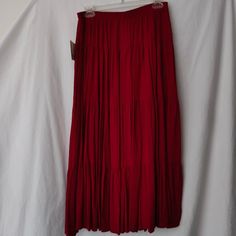 Sag Harbor Crepon Skirt, Pm, Berred, 100% Rayon, Pre-Owned, Nwt. *Smoke And Pet Free Household Casual Red Gathered Skirt, Red Relaxed Maxi Skirt With Gathered Detail, Red Pleated Maxi Skirt For Summer, Red Tiered Skirt With Relaxed Fit, Casual Red Flowy Maxi Skirt, Red Tiered Gathered Maxi Skirt, Red Gathered Tiered Maxi Skirt, Red Pleated Relaxed Maxi Skirt, Red Tiered Gathered Skirt