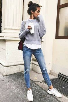 Frühling Outfit, Comfortable Fall Outfits, Fall Travel Outfit, Perfect Fall Outfit, Moda Jeans, Outfit Jeans, Mode Casual, Urban Street Style, Moda Vintage