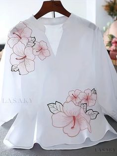 Lasaky - Exquisite Floral Embroidered Blouse: Elegant V Neck Half Sleeve Summer Top for Womens Fashion White Shirt Women, Chiffon Flower, White Shirts Women, Embroidery Designs Fashion, Painted Clothes, Ladies Tops, Embroidery Blouse, Stylish Dress Designs, Embroidery Fashion