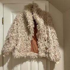 Super Chic Free People Shaggy Coat. Great To Dress Up Or Wear Casual With Jeans. Looks Fabulous On And Super Warm Winter White Long Sleeve Outerwear With Faux Fur Lining, Cream Long Sleeve Outerwear With Faux Fur Trim, Trendy Beige Faux Fur Outerwear, Trendy Faux Fur Outerwear With Long Sleeves, Cream Long Sleeve Cropped Jacket For Fall, Winter White Outerwear With Faux Fur Trim, Winter White Outerwear With Faux Fur Trim Long Sleeve, Winter White Long Sleeve Outerwear With Faux Fur Trim, Cream Long Sleeve Fur Coat For Fall