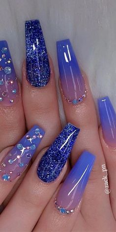 Lindas 😍 Unghie Sfumate, Long Acrylic Nail Designs, Purple Nail Designs, Blue Acrylic Nails, Ombre Acrylic Nails, Stylish Nails Designs, Nail Design Inspiration, Purple Nail, Cute Acrylic Nail Designs