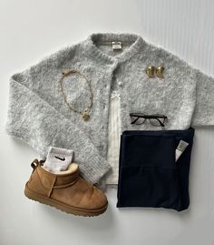 Outfit Inspo Casual, Lazy Outfits, Stockholm Style, Stockholm Fashion, School Clothes, Simple Trendy Outfits, Fall Fits, Outfits For School, Winter Fits