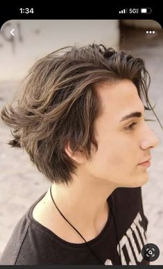 Middle Part Flow Haircut, Middle Part Flow, Flow Haircut Men, Flow Haircut, Curtain Hairstyle, Hair Types Men, Mens Medium Length Hairstyles, Teen Boy Haircut