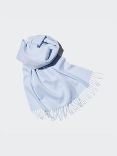 - Enjoy the stunning, vivid colors of cashmere.
- Compact size tucks inside outer layers.
- Unisex design.
- Perfect for smart casual styling.

- The images shown may include colors that are not available.

Size

69.3''×13'', Fringe: 2.4''×2

Product ID: 470089 Cashmere Scarf Women, Womens Cashmere, Blue Scarf, Styling Ideas, Cashmere Scarf, Neck Warmer, Unisex Design, Smart Casual, Uniqlo