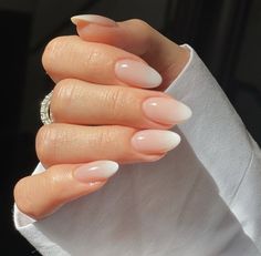 White Gradient, Milky Nails, Fake Nails With Glue, Nails Medium, Classy Nails, Nail Accessories