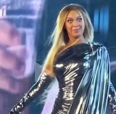 Funny Celebrity Memes, Christian Music Playlist, Beyonce Performance, Beyonce Flawless, Beyonce Fans