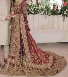 Pakistani Bridal Wear 2023, Farshi Lehnga Pakistani Bridal, Barat Bridal Dress Pakistani, Pakistani Barat Brides, Red Wedding Dress Pakistani, Rukhsati Dress, Baraat Dress Pakistani Bridal Wear, Red Bridal Lehenga Pakistani, Red Pakistani Bridal Dress