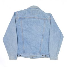 Item is in good used condition. >Size: XXS >Armpit To Armpit: 21" >Armpit To Cuff: 19" >Collar To Hem: 24" 90s Light Wash Outerwear For Streetwear, 90s Light Wash Denim Jacket For Streetwear, 90s Style Denim Blue Streetwear Jacket, 90s Denim Blue Jacket For Streetwear, 90s Style Denim Blue Jacket For Streetwear, 90s Denim, Blue Denim Jacket, Denim Jacket, Cuff