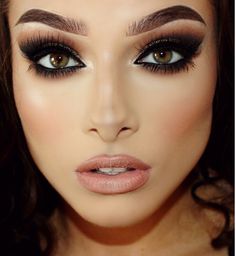 ♡ ; Pinterest : @ XOkikiiii Cat Eye Makeup, Beautiful Eye Makeup, Beauty Make-up, Evening Makeup, Smokey Eye Makeup