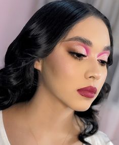 Makeup Fucsia, Social Glam Makeup, Very Easy Makeup, Makeup Social, Smokey Makeup, Makeup Ojos, Rhinestone Makeup, Casual Makeup, Barbie Makeup