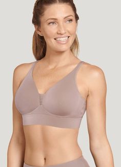 Jockey Forever Fit™ Supersoft Modal V-Neck Molded Cup Bra Shipt Shopper, Cotton Bras, Unlined Bra, Everyday Bra, Cup Bra, Womens Bras, Women Corset, Natural Shapes, Keep Your Cool