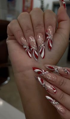 Art Styles For Beginners, Harry Styles Nail Art, Nails Polish Designs, Nail Art Japanese, Snowflake Nail Design, Snowflake Nail, Candy Cane Nails, Best Nails, Home 2023