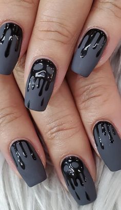 Acrylic October Nails, Spooky Matte Nails, Cool Halloween Nails Acrylic, Spooky Natural Nails, Spooky Season Acrylic Nails, Halloween Black Nails Short, Spooky Season Nails Coffin, Skeleton Nails Halloween, Black Nail Designs Natural Nails