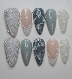 Clam Shell Nails, Nail Art Press On Nails, Jellyfish Core Outfits, Mermaid Core Nails, Jellyfish Core, Asian Ombre, Jellyfish Nails, Milk Nails, Nails Pearl