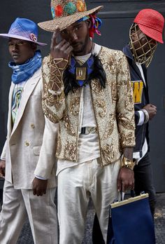 #Medokifashionnews : AFRO FUTURISM STYLE YOU NEED TO STEAL ! The Dapper Afrika Experience !  AFROPUNK FOR THE NEW GENERATION ! Afro Futurism Fashion, Third Times A Charm, Afro Futurism, Moda Afro, Punk Culture, Mode Editorials, Estilo Hippie