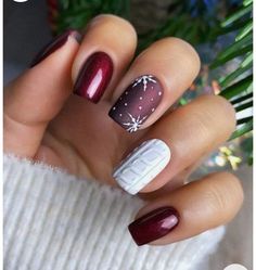 Elegant Winter Nails Classy, December Nails, Milky Nails, Winter Nails Acrylic, Nagel Tips, Christmas Gel Nails, Sweater Nails, Christmas Nails Acrylic, Short Acrylic Nails Designs