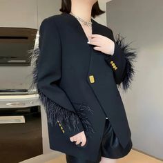 image_6 Black Fall Blazer For Cold Weather, Black Long Sleeve Blazer, Black Long Sleeve Blazer For Winter, Elegant Coats, Suit Jackets For Women, Body Warmer, Suits Coats, Female Fashion, Black Suits