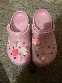 Trendy Shoes Sneakers, Dr Shoes, Cute Hello Kitty, Hype Shoes, Shoe Inspo, Girly Shoes