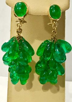 For Sale on 1stDibs - 140 Carats Emerald Briolettes Hanging Earrings 18 Karat Gold. This exquisite pair of earrings are beautifully crafted with 18 karat yellow gold weighing Yellow Gold Dangle Clip-on Earrings For Anniversary, Green Clip-on Earrings Fine Jewelry, Luxury Green Clip-on Jewelry, Formal Green Jewelry With High Luster, Formal Green High Luster Jewelry, Evening Drop Shape Clip-on Jewelry, Evening Clip-on Drop Jewelry, Green Teardrop Clip-on Earrings For Formal Occasions, Clip-on Drop Jewelry For Evening