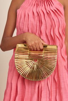 GAIA`S ARK MINI BAG - SHINY BRASS Cult Gaia Bag, Girly Bags, Cult Gaia, Her Style, Mini Bag, Brass