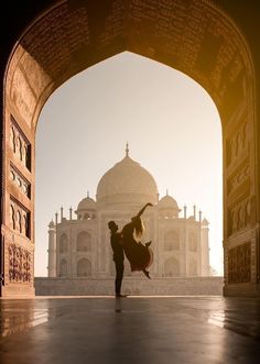 Tourism Places, Places To Visit In India, Travel Couples, Trip Destinations, Professional Photo Shoot, Vacation Photography, Couple Travel