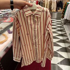 Authentic Nwt Gucci Gg Logo Striped Shirt Kids Size In 8 No Return/Exchange Gucci Spring Collared Blouse, Gucci Collared Blouse For Spring, Luxury Cotton Long Sleeve Blouse, Luxury Long Sleeve Cotton Blouse, Gucci Cotton Shirt For Spring, Red Gucci Cotton Top, Spring Gucci Cotton Shirt, Designer Gucci Tops For Spring, Gucci Cotton Long Sleeve Shirt