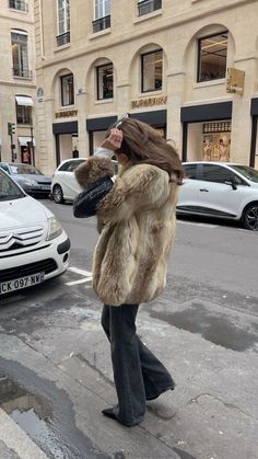 Fur Coat Outfit, Winter Inspo, Paris Mode, Coat Outfit, Stockholm Fashion, Fall Fits, Winter Fits, Winter Aesthetic, Mode Inspo