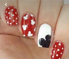 Classy Disney Nails, Disney Halloween Nails, Mickey Mouse Nail Art, Mouse Nails