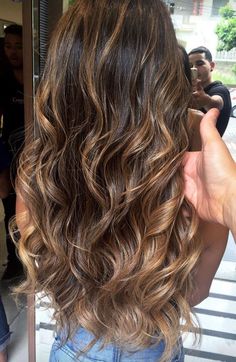 Ombre Curly Hair, Honey Balayage, Honey Hair Color, Brunette Balayage Hair, Ombre Hair Color