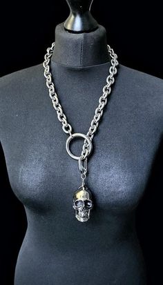 Punk rock/ goth style heavy duty stainless steel necklace with a huge 60mm skull toggle . Total chain length 22.5 inches.  Total weight : 318 grams  This is a made to order item return not accepted for any made to order items. Cancellation not accept after 12hrs of placing order SHIPPING BY INTERNATIONAL AIRMAIL - DOES NOT PROVIDE TRACKING  I ship orders in the order they are received and according to requests (processing time may vary depending on work volume)  shipping times (times vary)  Usua Goth Style, Uk Destinations, Stainless Steel Chain Necklace, Toggle Necklace, European Destinations, Style Punk, Skull Necklace, Choker Necklaces, Steel Necklace