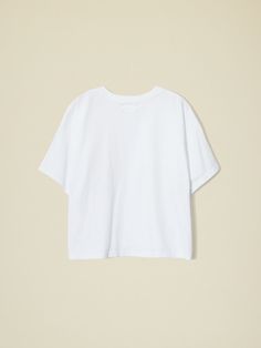 Back to Basics. Palmer is made in our ultra-soft cotton jersey. This easy wide-sleeve tee has a boxy fit. Oversized Graphic Cotton Cropped T-shirt, Boxy Fit Graphic Cotton Cropped T-shirt, Boxy Fit Cotton Graphic Cropped T-shirt, Oversized Basic Cropped Cotton T-shirt, Oversized Basic Cotton Cropped T-shirt, Oversized Simple Cotton Top, Simple Oversized Cotton Top, Boxy Cotton T-shirt With Drop Shoulder, Boxy Drop Shoulder Cotton T-shirt