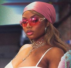 Sunglasses For Your Face Shape, Looks Hip Hop, 2000s Aesthetic, 2000s Fashion Outfits, Black Barbie, Black Culture, Mirrored Sunglasses Women, 2000s Fashion, Y2k Aesthetic