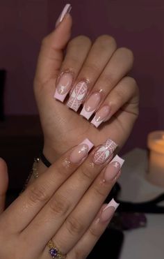 Acrylic Nails Basic Designs, Short Nails School Ideas, Nail Inspiration Back To School, Spiderman French Tip Nails, First Day Of School Nail Ideas, Cute Back To School Nails For Teens, Pink Spiderman Nails, Nail Inspo Coffin Medium, Gwen Nails