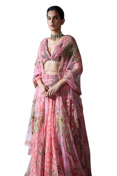 Blush pink lehenga with floral print and gather detail waist. Paired with matching gathered blouse and an embroidered dupatta. - Aza Fashions Gathered Lehenga, Blush Pink Lehenga, Mahima Mahajan, Cape Lehenga, Kurta Lehenga, Lehenga Pattern, Lehenga Skirt, Pink Lehenga, Tarun Tahiliani