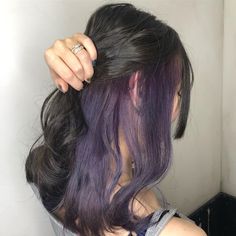 Purple Hair Streaks, Hair Dyed Underneath, Hidden Hair Color, Underlights Hair, Hair Color Underneath, Hair Color Streaks, Hair Streaks, Hair Color Pastel, Hair Color Purple