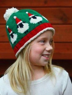 The only problem with this hat is getting stopped and squealed at so many times that you won’t get your Christmas shopping finished in time!The pattern assumes that you know how to do stranded knitting (Fair Isle). If not, you may want to start with our First Fair Isle pattern. Fleece Navidad, Knitting Hacks, Fair Isle Knitting Patterns, Needle Crafts, Needle Felting Kits, Hat Ideas, Easy Knitting Patterns, Fair Isle Pattern, Red Heart Yarn