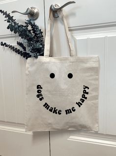 Cricut Tote Bag, Tote Bags Design, Tote Bag Design Ideas Aesthetic, Handpainted Tote, Mom Tote Bag, Dog Tote Bag, Funny Tote Bags