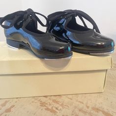 Bloch Tap Shoes Child Size 6 Very Good Quality For A Beginner Child Shoe Casual Black Closed Toe Dance Shoes, Kid Shoes, Tap Shoes, Good Quality, Kids Shoes, Patent Leather, Tap, Size 6, Leather