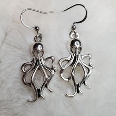 Octopus Earrings These Charms Are Approximately 26x15mm. Brand New And Made From Alloy Metals. #Octopus #Hippie #Boho #Earrings #Goth Octopus Earrings, Octopus Jewelry, Earrings Goth, Clay Ideas, Accessories Jewelry Earrings, Earrings Color, Women Accessories Jewelry, Piercing Jewelry, Boho Earrings