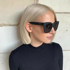 Womens Short Hairstyles, Short Blonde Bobs, Blonde Bob Hairstyles, Straight Blonde Hair, Blonde Hair Inspiration, Brown Blonde Hair, Short Blonde Hair, Short Hair Cuts For Women