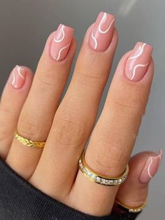 No Chip Nails, Square Nail Designs, Nude Nail Designs, Simple Gel Nails, Lines On Nails, Casual Nails, White Nail