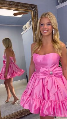 2024 strapless hot pink taffeta A-line short homecoming dress with bow #homecomingdress #homecoming2024 #hocodress #graduationdress #partydress #winterformaldress #fallball #balldress #highschoolball #juniorpromdress #pageantdress #cocktaildress #minidress #partydress #sweet16dress #birthdaydress #concertoutfit Dark Green Strapless Dress, Short Princess Dress, Dresses With Bow, Homecoming Dresses Bodycon, Bodycon Dress Homecoming, Prom Dresses Sparkly, Sparkly Prom Dresses, High Low Prom Dresses, Mini Homecoming Dresses