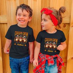 🏷️ 💲Buy any THREE items from our shop and receive 30% off your purchase! Discount automatically applied at checkout. 🦃 ️ Get the whole crew ready for Thanksgiving with our personalized "Cousin Crew" shirts! These custom name tees are perfect for your fall family reunion, featuring adorable turkey designs that kids will love. Whether you're snapping photos or just enjoying the holiday feast, these matching group shirts add a fun, festive touch to your celebration. Available in all sizes, so th Cousin Crew Shirts, Funny Matching, Family Reunion Shirts, Reunion Shirts, Cousin Crew, Holiday Feast, Group Shirts, Fall Family, Crew Shirt