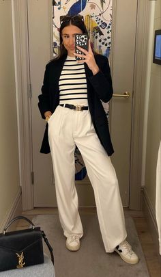 Japan Autumn Outfit, Rich Outfits, Black Corset Dress, Zara Looks, Outfit Elegantes, White Fits, Winter Pants Outfit, Work Outfits Women Summer, Cream Jeans