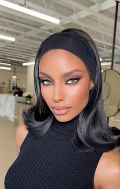 Deep Skin Makeup, Neutral Color Makeup, Glam Make Up Looks, Eye Makeup Dark Skin, Cool Tone Makeup Looks, Makeup Black Skin, Cool Tone Makeup, Black Woman Makeup, Makeup Dark Skin