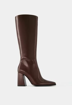 Bershka Bottes - dark red Dark Red Boots, Bershka Boots, Dream Wishlist, Fall 24, Red Boots, Fashion Fall, Winter Fashion Outfits, Jewelry Bags, Dark Red