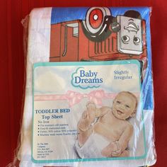 baby dreams toddler bedding sheets with thomas the tank engine on it's back