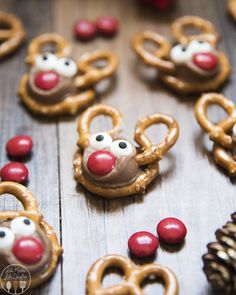 reindeer pretzels on a wooden table with text overlay