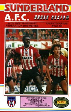 the front cover of a magazine featuring soccer players in red and white striped uniforms,